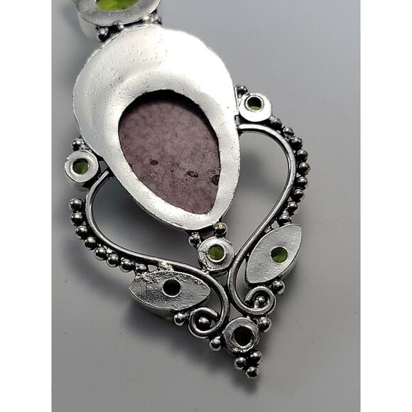 Sterling Silver Bali Goddess Pendant with Peridot and Green Garnet Stones - Picture 9 of 9